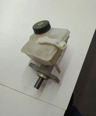 Volvo S60 Master brake cylinder