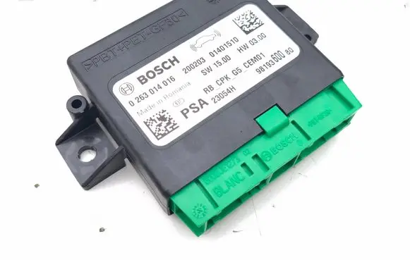 Peugeot 5008 II Parking PDC control unit/module 9819360080 0263014016
