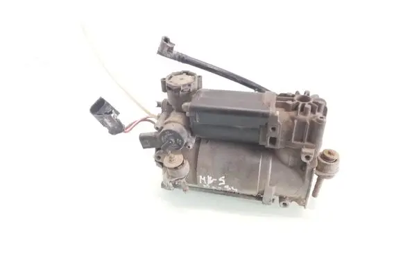 Mercedes-Benz S W220 Air suspension compressor 26071481