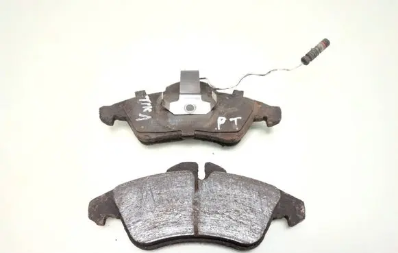 Volkswagen II LT Brake pads (front) 