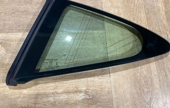 Jaguar F-Type Rear vent window glass EX5329601BJ E000090 43R000055