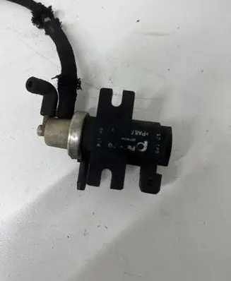 Seat Alhambra (Mk1) Turbo solenoid valve 1H0906627A 98T183 72190325