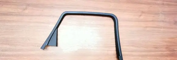 Audi Q5 SQ5 Rear door window/glass frame 8R0867671 8R0867671A