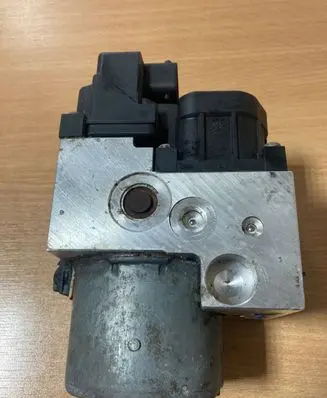 Subaru Impreza II ABS Pump 27534FE180 11000041860 29050536