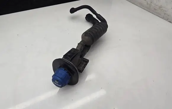 Mercedes-Benz Sprinter W907 W910 AdBlue Liquid refill tube A9104700100 ZGS008 130820210437