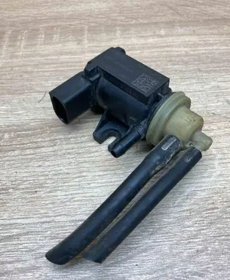 Volkswagen PASSAT B8 Turbo solenoid valve 1K0906627B