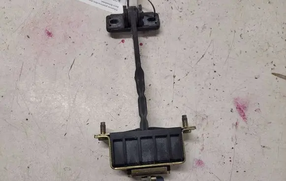 Mercedes-Benz E W211 Front door check strap stopper