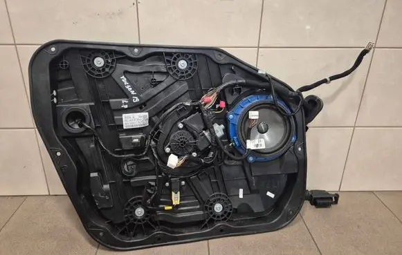 Hyundai Tucson TL Front door window regulator with motor 82470D7280