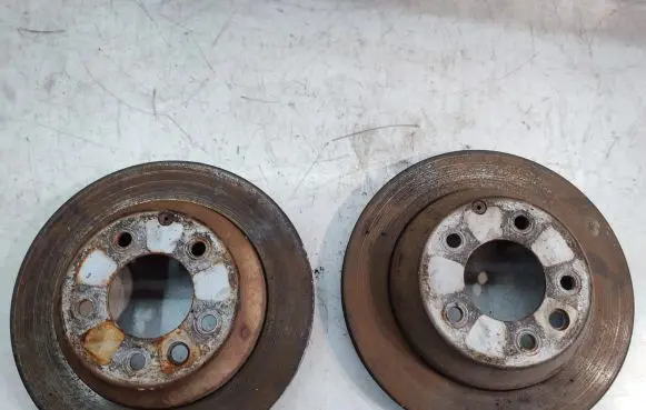 Volkswagen Touareg I Rear brake disc