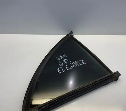 Mercedes-Benz E W211 Rear vent window glass A2117300255 2117300255