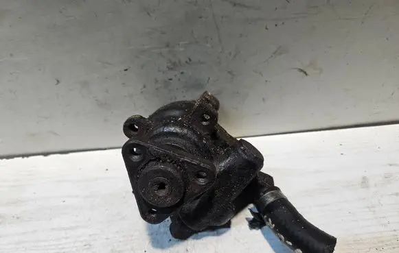 Ford Explorer Power steering pump F33C