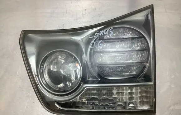 Lexus RX 330 - 350 - 400H Tailgate rear/tail lights E131409 4865