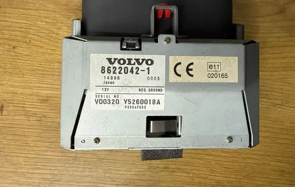 Volvo V70 Screen/display/small screen 86220421