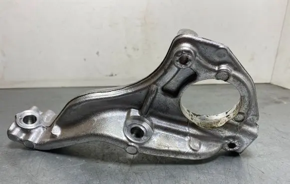 Opel Grandland X Driveshaft support bearing bracket 9675488980