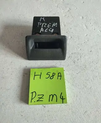 Mazda Premacy Car ashtray trim 523352