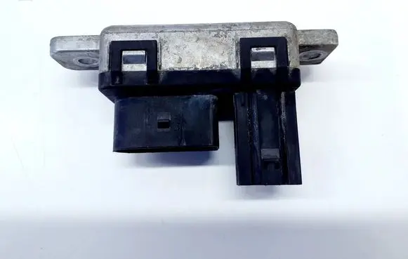 Land Rover Discovery Sport Glow plug pre-heat relay GX7312B533AD