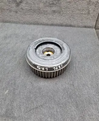 Audi A6 S6 C5 4B Camshaft pulley/ VANOS 06C109083L 06C109083P