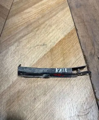 Mercedes-Benz R W251 Front bumper mounting bracket A2518801114