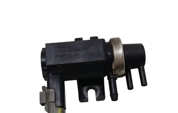 Peugeot 407 Turbo solenoid valve 4M5Q9E882AA 70051800 06T095