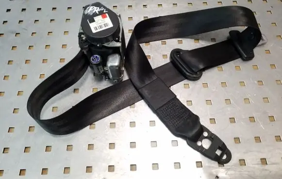 Audi A4 S4 B7 8E 8H Front seatbelt 8E0857705F 601916200C