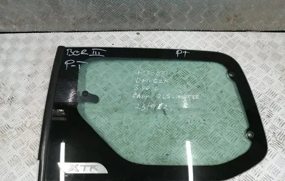 Citroen Berlingo Sliding door window/glass 