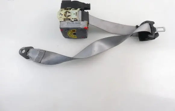 Mercedes-Benz S W220 Front seatbelt 