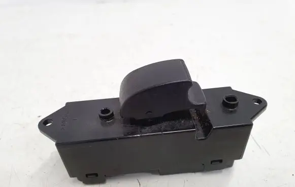 Mitsubishi Outlander Electric window control switch 8608A183