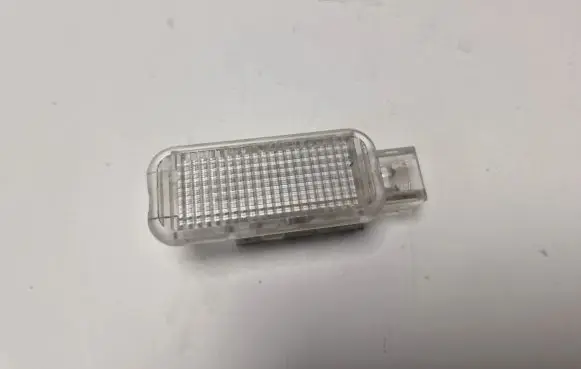 Audi Q7 4L Other interior light 8D0947415