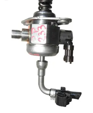 Jeep Wrangler Fuel injection high pressure pump 05281484AA 0261520538