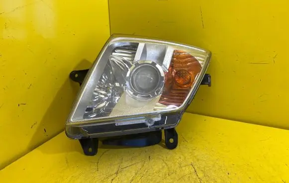 Isuzu D-Max Headlight/headlamp IsuzuOE