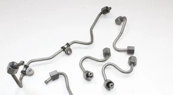 Mercedes-Benz E A207 Fuel injector supply line/pipe 