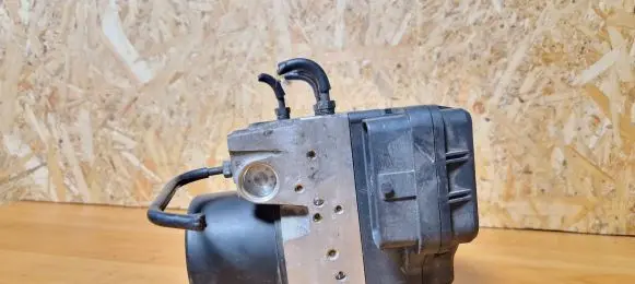 Renault Megane II ABS Pump 133800