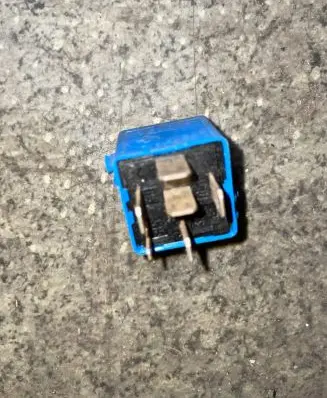 BMW 5 E39 Other relay 8350566