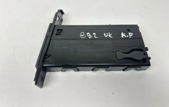 BMW 3 E92 E93 Cup holder 22167210 7127463