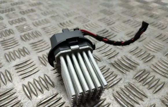 Mini One - Cooper Clubman R55 Heater blower motor/fan resistor 990372J 3422662
