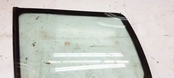 Subaru Forester SF Rear side window