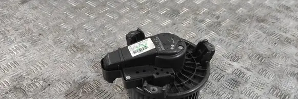 Toyota Auris 150 Heater fan/blower AV2727008083