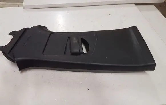 Volvo V40 (B) pillar trim (top) 31307224