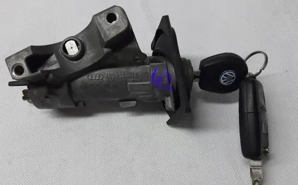 Audi A4 S4 B5 8D Ignition lock 4B0905851B