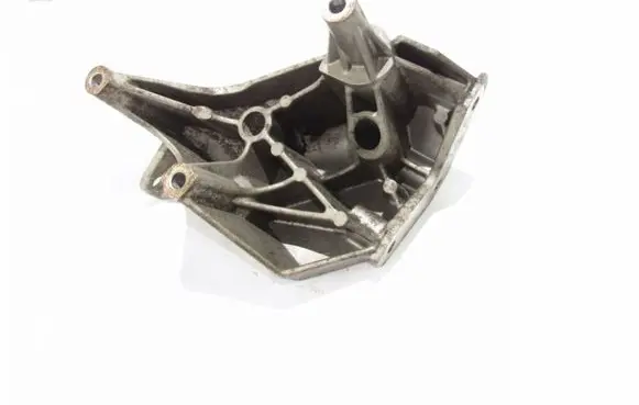 Skoda Fabia Mk1 (6Y) Engine mounting bracket 045199207