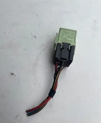 BMW 5 E60 E61 Other relay V23134K59X312 8373