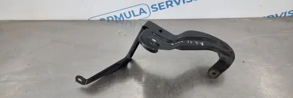 Audi A6 S6 C6 4F Intercooler pipe mounting bracket 4F0145813F