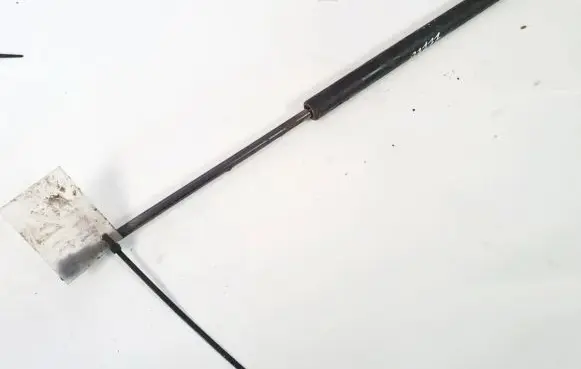 Audi A3 S3 8L Tailgate/trunk strut/damper