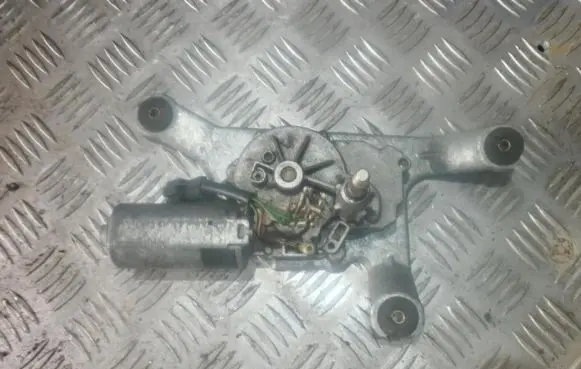 Mitsubishi Carisma Rear window wiper motor 0390201528
