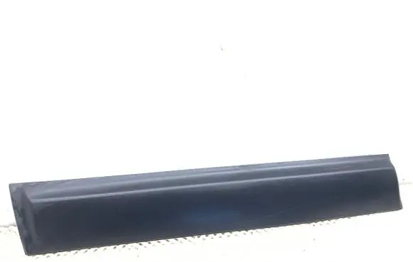 Nissan Qashqai Front door trim (molding) 