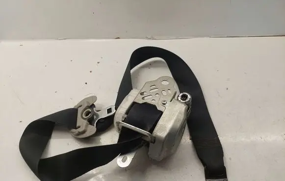 Front seatbelt