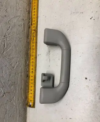 Mercedes-Benz E W212 Rear interior roof grab handle A2048100151