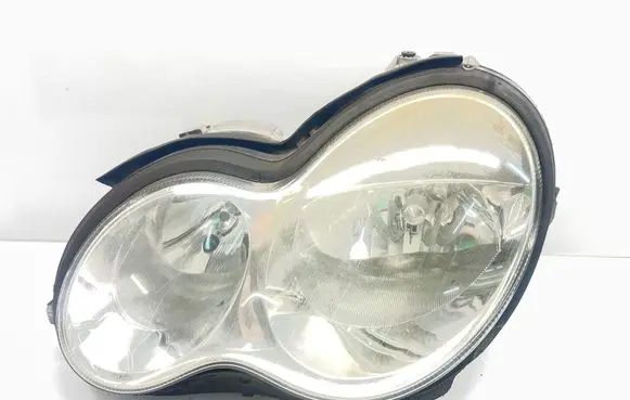 Mercedes-Benz C W203 Headlight/headlamp A2038203361