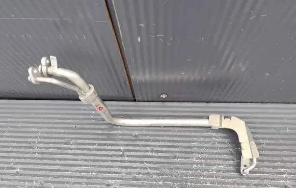 Audi Q3 F3 Air conditioning (A/C) pipe/hose 5QB816738A