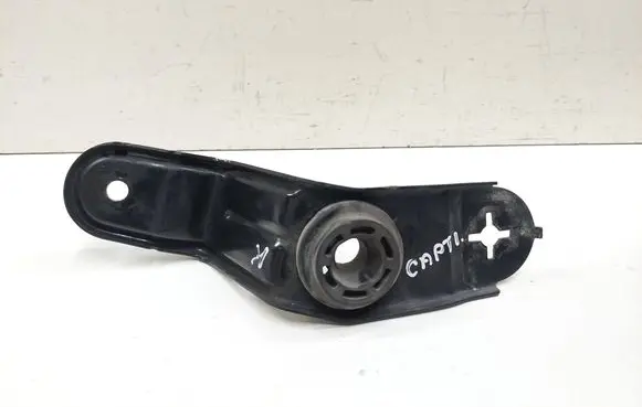 Chevrolet Captiva Radiator mount bracket 